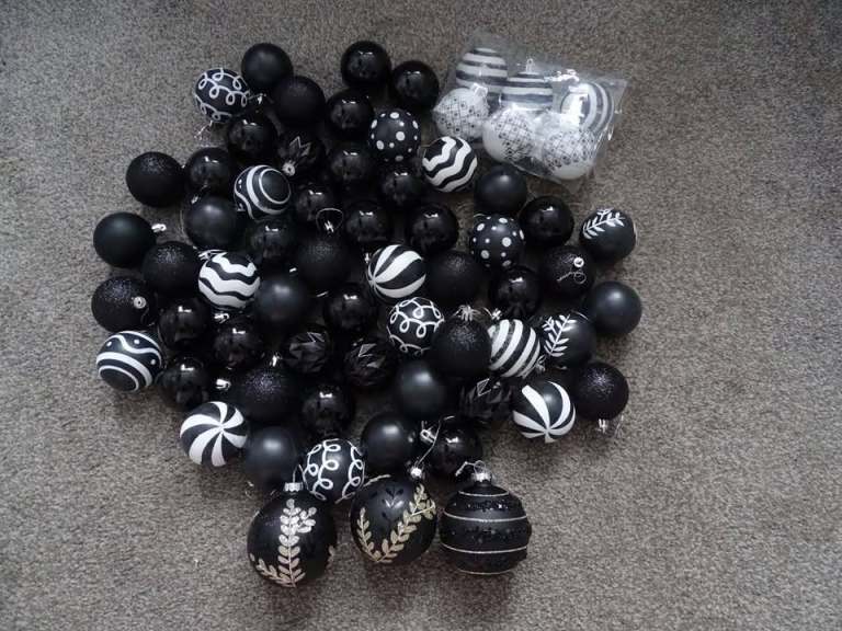 NEW x67 Black + White Bauble Christmas Bundle Set - Pick up Crosby, Liverpool