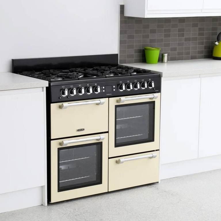 OPEN TO OFFERS Leisure Cookmaster 101 Gas Range Black/Cream