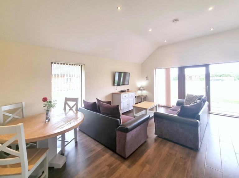 Maple 14 in Hull  - Lodge / Caravan 