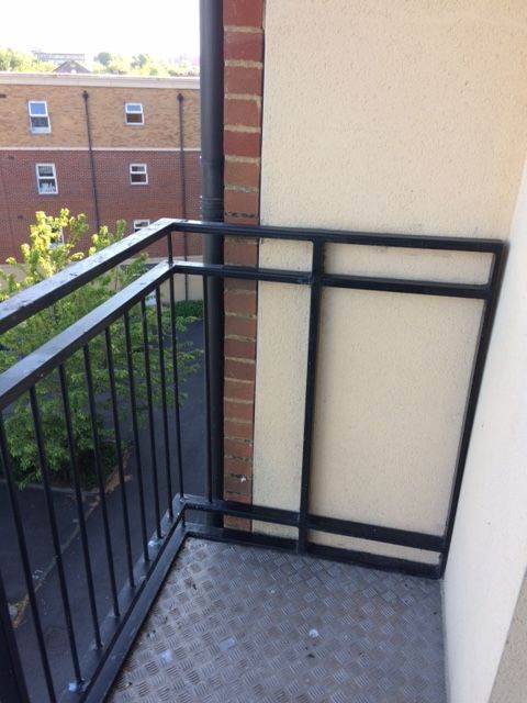 2-bed Apartment in Squires Court, Bedminster available from January