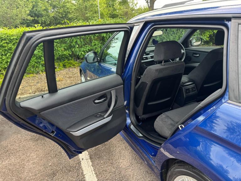 2011 BMW 3 Series 318i M Sport 5dr Step Auto ESTATE Petrol Automatic