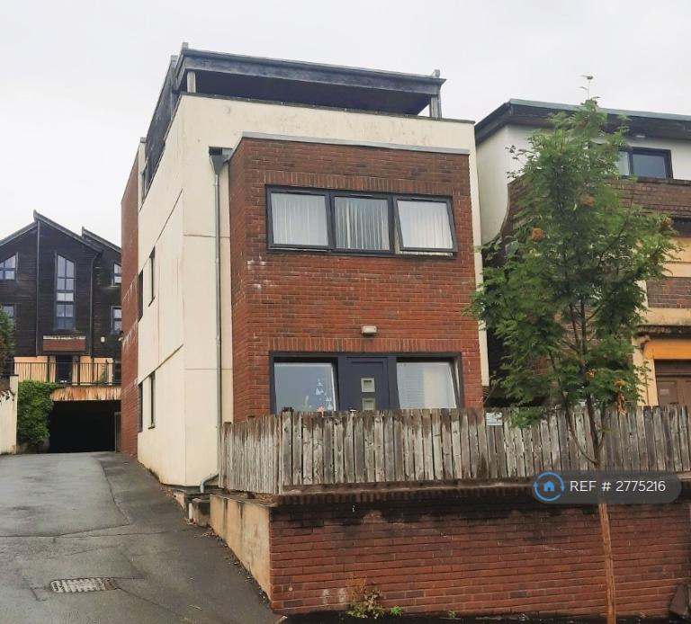 2 bedroom flat in Redland, Bristol, BS6 (2 bed) (#2775216)