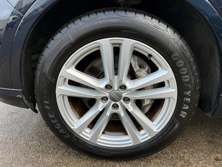 ** MUST SEE ** 2016 (65) Audi Q7 3.0 TDI V6 272 Quattro S line Auto 7 seater 4X4