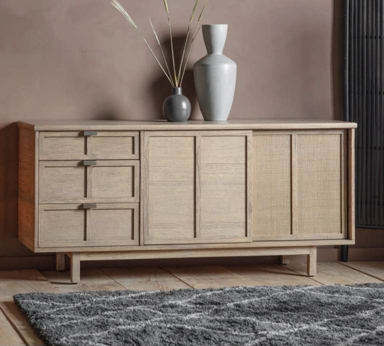 Bargain Brand New Wooden beautiful Sideboard, rrp£ 959.99...can deliver