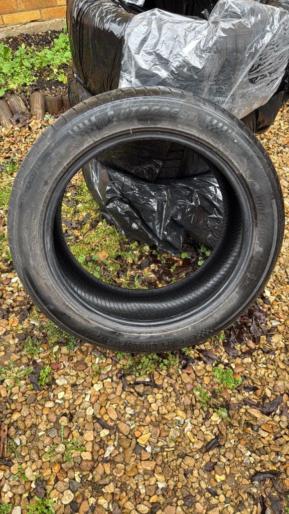 image for Autogreen Smart Chaser-SC1 (215/50 R17 95W) XL