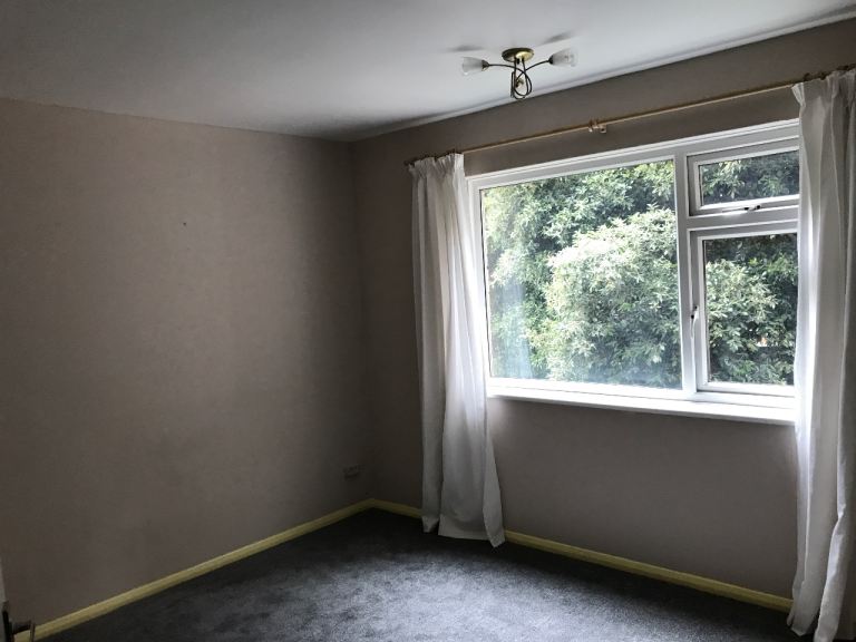 Branksome Wood Road 1 bed flat