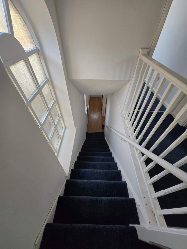 Stunning 3 Bedroom semi detatched in Beckton E6