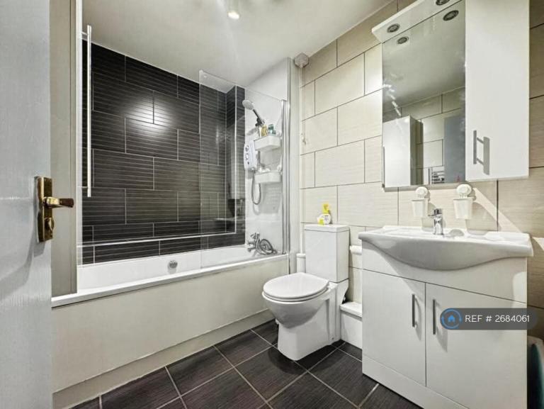 3 bedroom house in Mallards Walk, Preston, PR5 (3 bed) (#2684061)