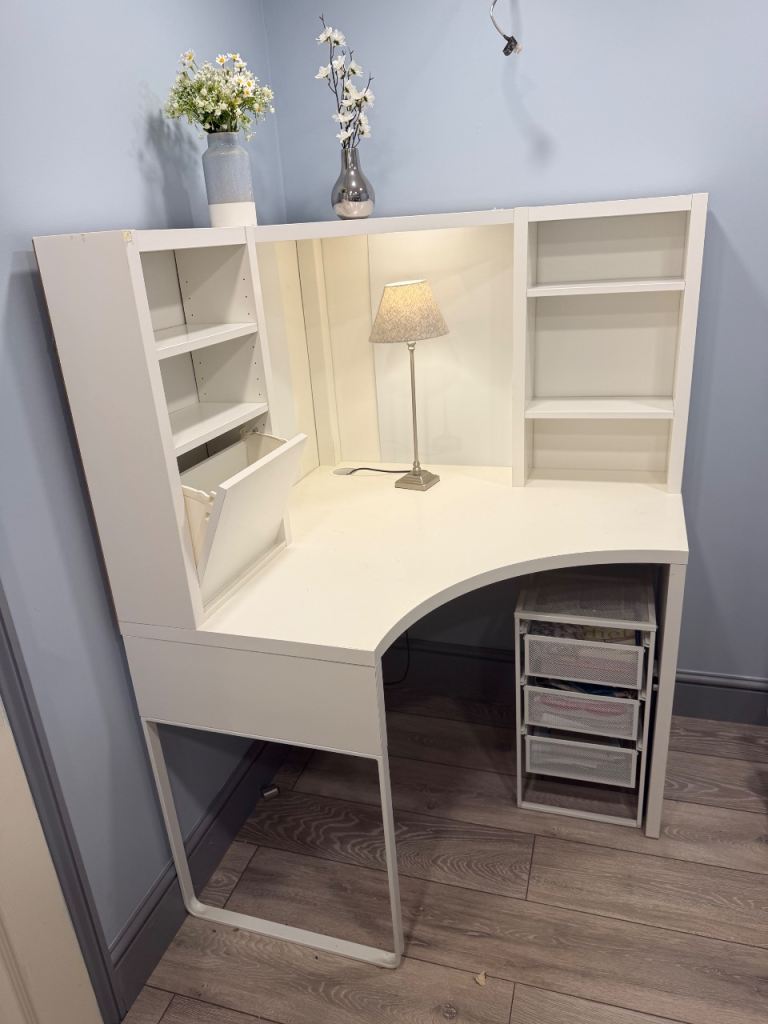 IKEA Micke corner workstation 