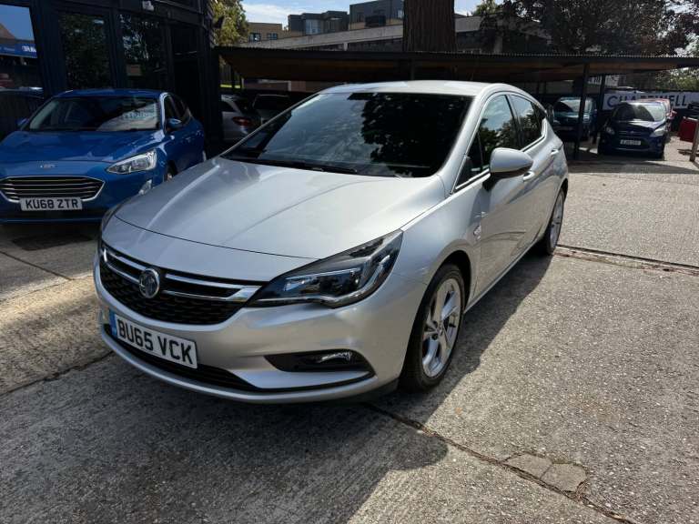 2016 Vauxhall Astra 1.4T 16V 150 SRi 5dr HATCHBACK Petrol Manual