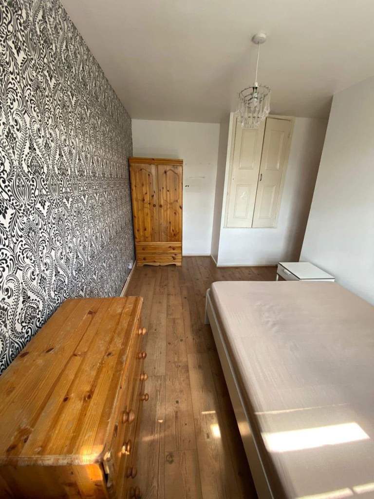 Double bedroom, Bethnal Green, Zone 1