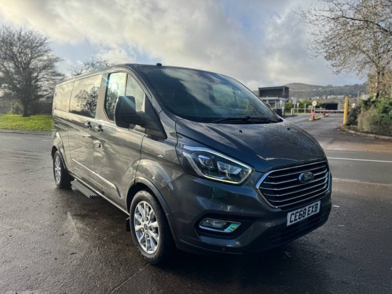 2018 FORD TOURNEO CUSTOM 2.0 TDCi EcoBlue 170ps L/R 8 Seat Titanium X Auto