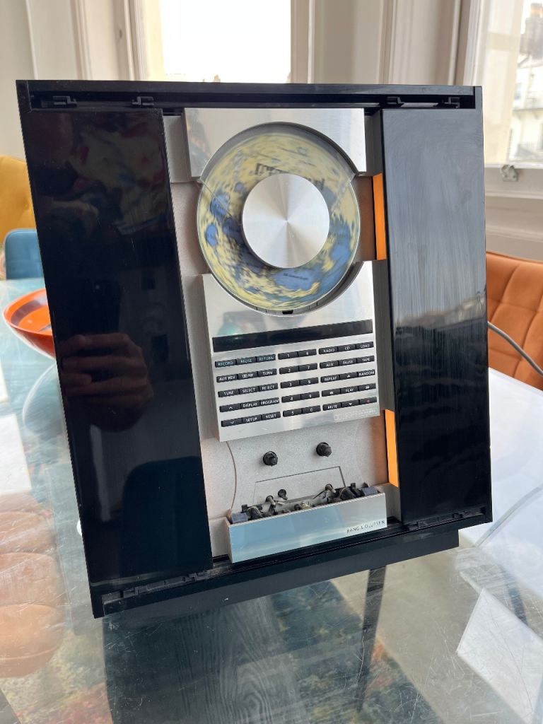 Bang & Olufsen Beosound Ouverture CD Player Music System