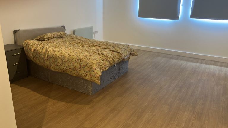 Brand new studio flat in Redditch town centre 