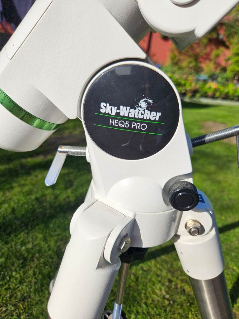 TELESCOPE SKYWATCHER HEQ5PRO & SKYWATCHER 200PDS