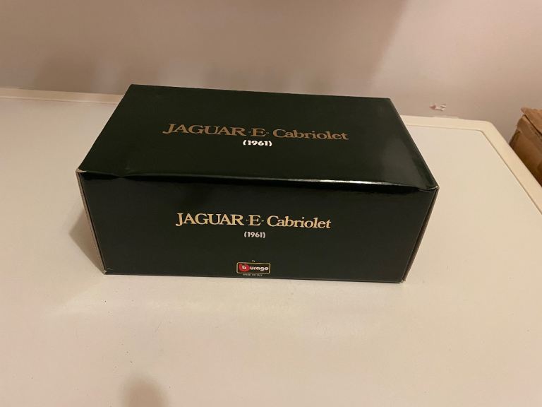 Burago model Jaguar E Type 1961