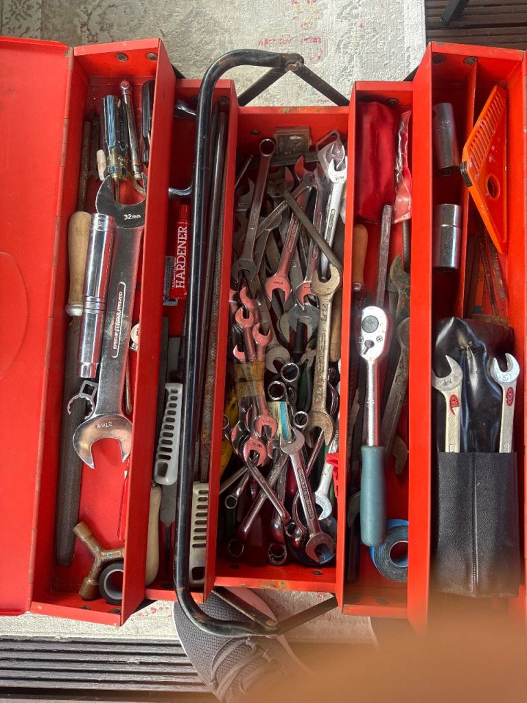 Red Metal Toolbox job lot tools with Various Hand ToolsBRITOOL , SNAP ON 