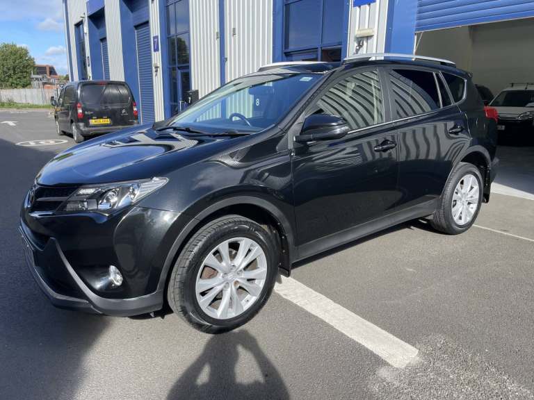 2013 Toyota RAV4 2.2 D-4D Invincible SUV Diesel Manual