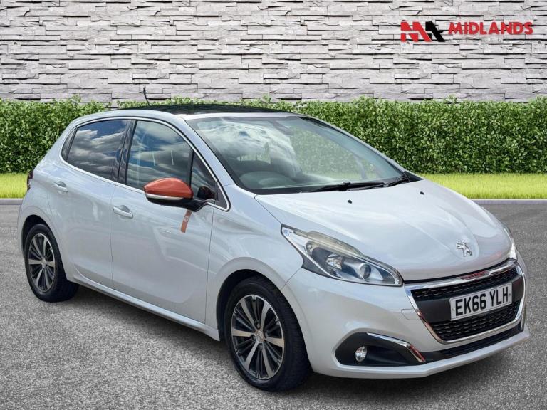 PEUGEOT 208 1.2 PureTech Roland Garros Euro 6 (s/s) 5dr 2016