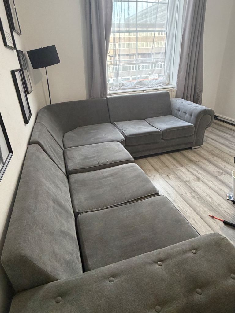6/8 seater grey sofa 
