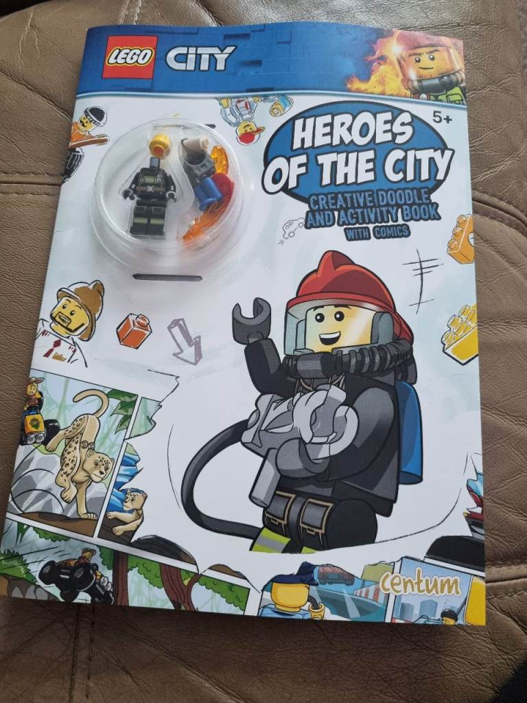 Lego Heroes of the city comic activity book