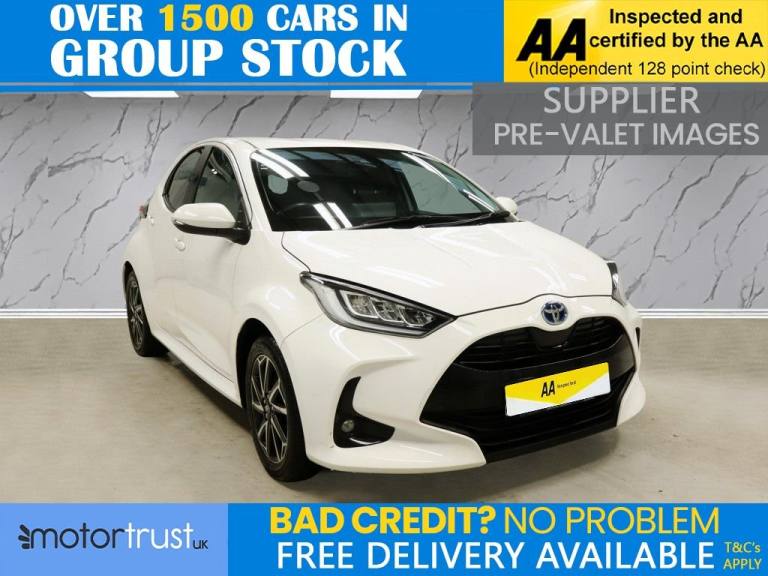 2022 Toyota Yaris 1.5 VVT-h Design Hatchback 5dr Petrol Hybrid E-CVT Euro 6 (s/s) (116 ps) 1  Hat...