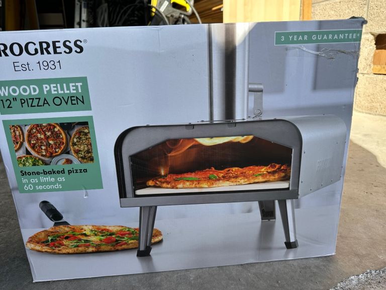 Unused Ooni style Progress Wood Pellet 12” Pizza Oven – Portable Outdoor Pizza Oven