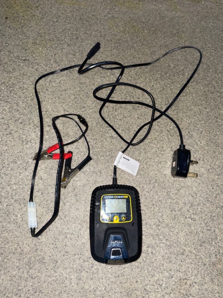 Oxford Oximiser 900 Motorcycle Battery Charger Optimiser