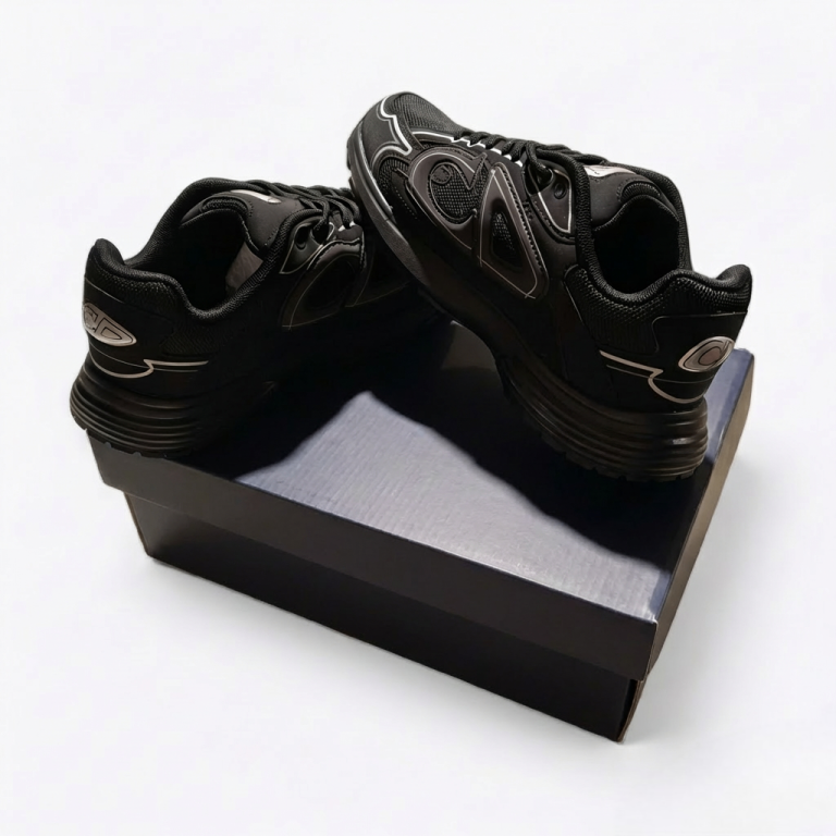 Dior b30 black/silver UK size 10