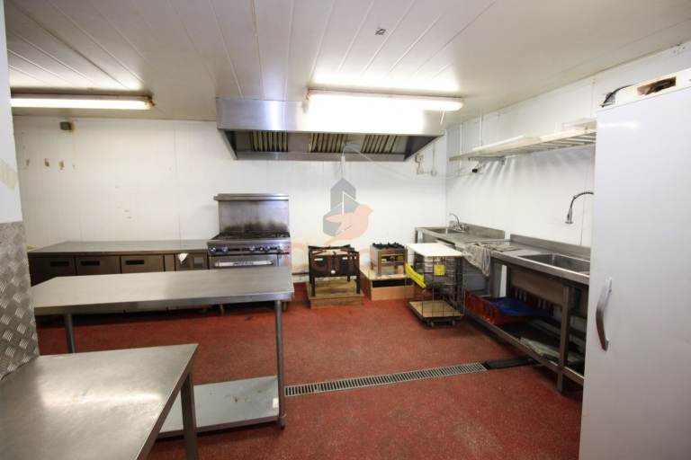 Dark kitchen, 24/7 access, all bills included and sole use. 