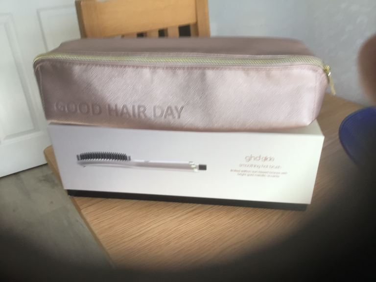 GHD Glide Hot Brush