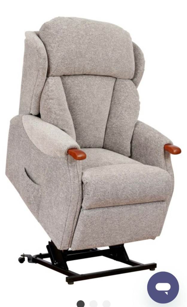 Raiser recliner chair 
