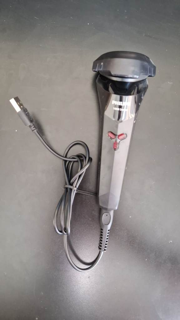 Panasonic Electric Shaver – Good Condition, USB Charging