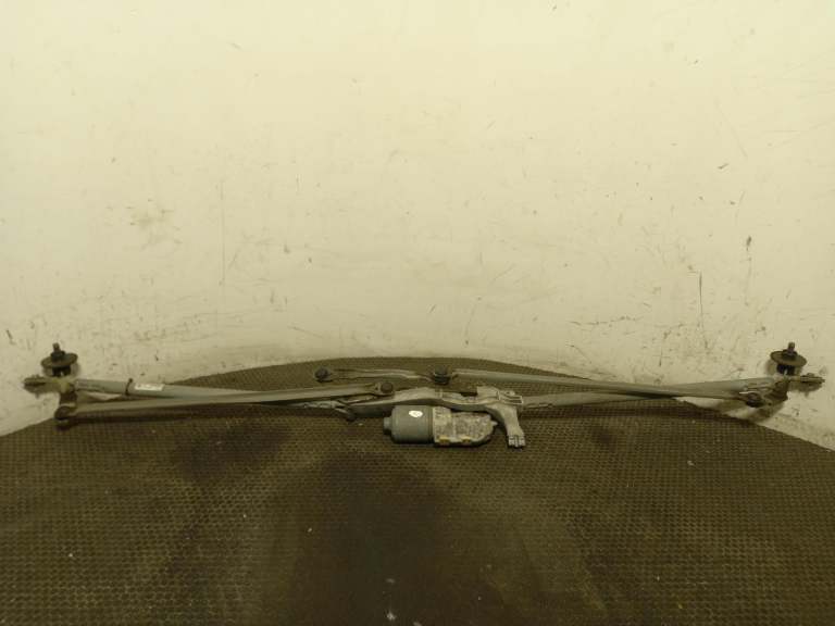 Vauxhall Astra Wiper Motor Front 2009-2018 5 Door Hatchback 13262436