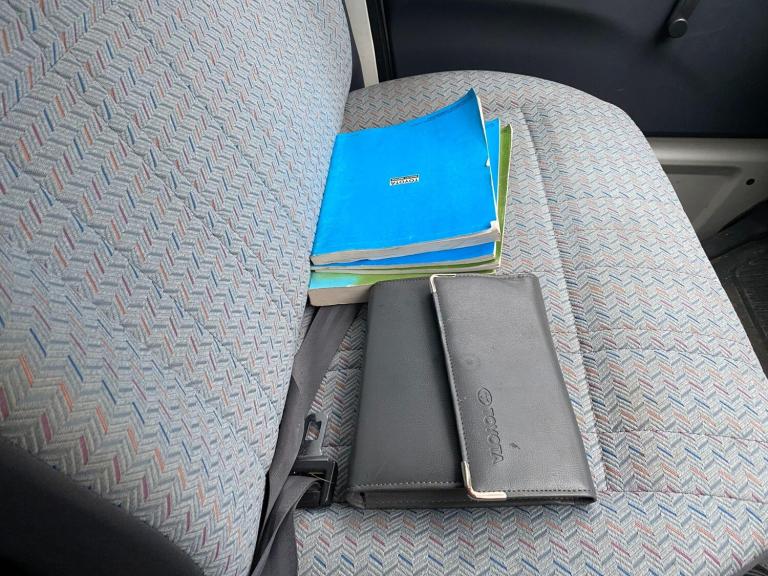 2001 Toyota HiAce EXCELLENT VAN ANY INSPECTION PANEL VAN Diesel Manual