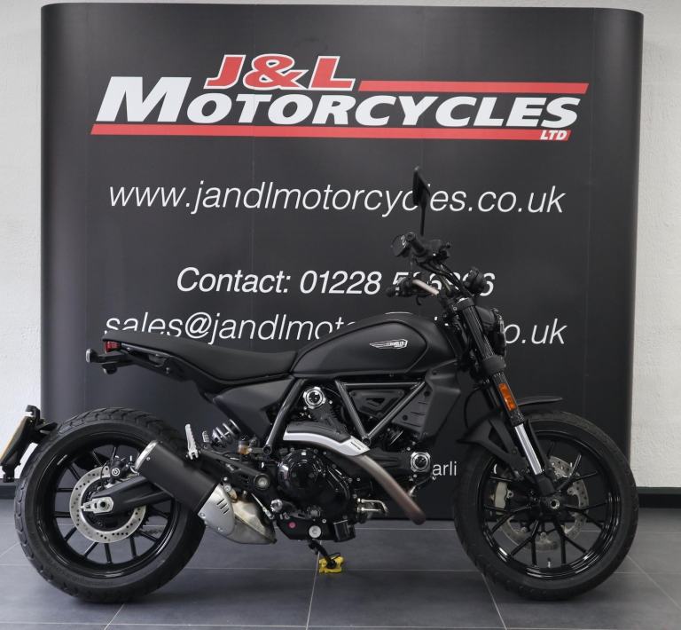 Ducati Scrambler Icon Dark 