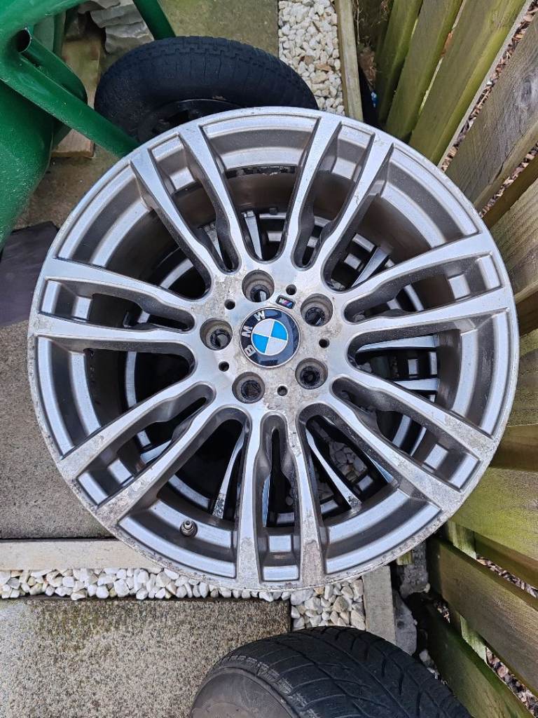 Genuine BMW E90 E91 E92 E93 3 series rear alloy wheel.