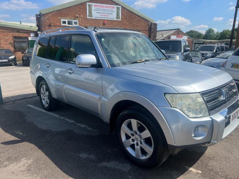 2009 Mitsubishi Shogun 2009 3.2 DI-DC Warrior 5dr Auto 7 SEAT SAT NAV FULL LEATHER SERVICE HISTOR...