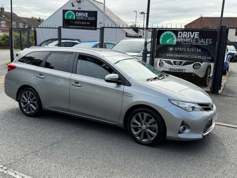 2013 Toyota Auris 1.8 VVTi Hybrid Excel 5dr CVT Auto ULEZ ESTATE Petrol/Electric Hybrid Automatic