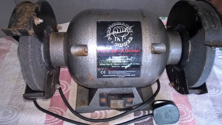 Performance Power 150 mm Twin Wheel Bench Grinder