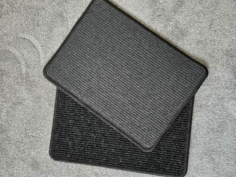 Car floor mats