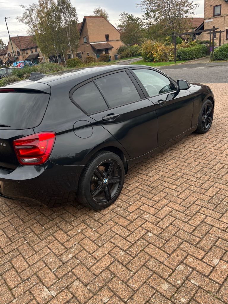 BMW, 1 SERIES, Hatchback, 2012, Manual, 1995 (cc), 5 doors