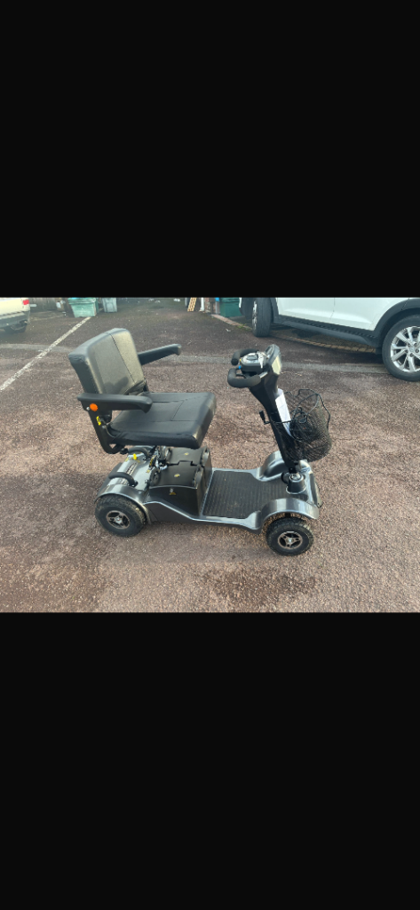 STERLING SAPPHIRE 2 MOBILITY SCOOTER