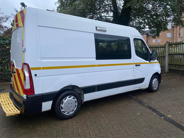 2018 68 Vauxhall Movano Welfare Van Crew Cab 6 seat ideal Camper van NO VAT 1 Owner Ford Transit 