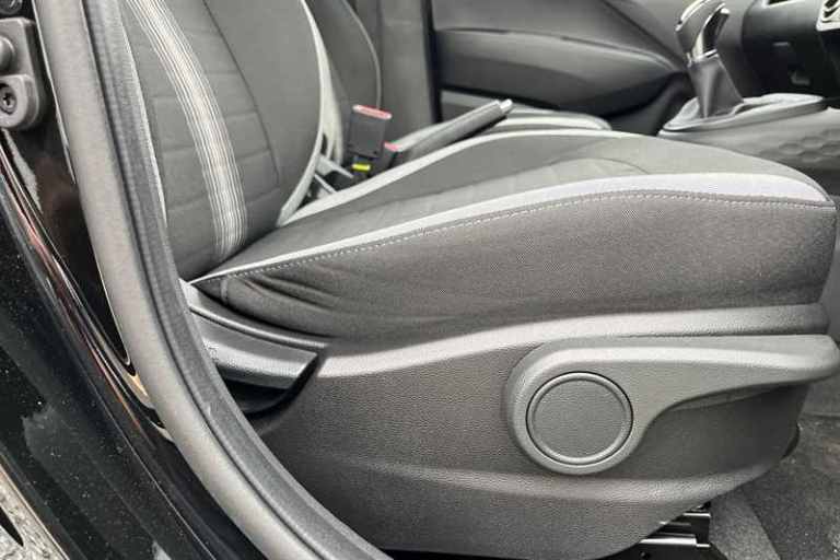 2025 Hyundai i10 1.2 Advance Hatchback 5dr Petrol Auto Euro 6 (s/s) (79 ps) Hatchback Petrol Auto...