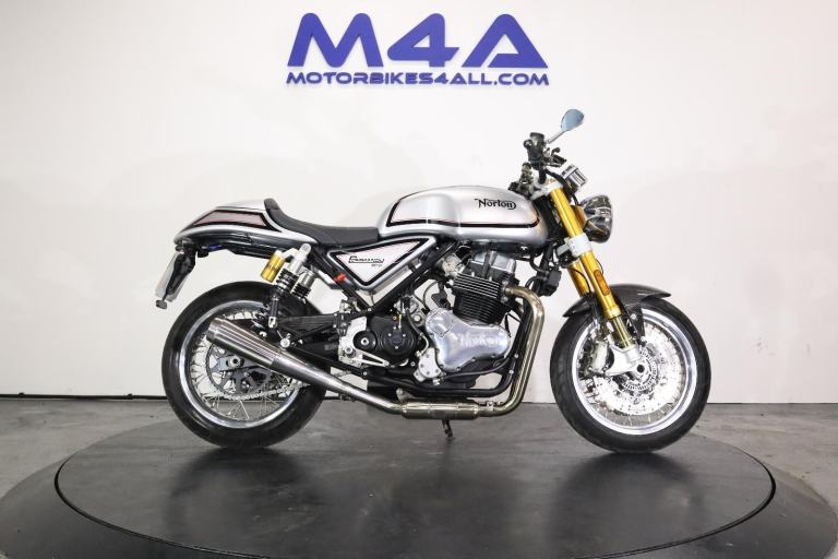NORTON COMMANDO 961 SP 2023
