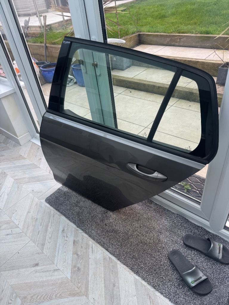 Volkswagen Golf rear passenger door