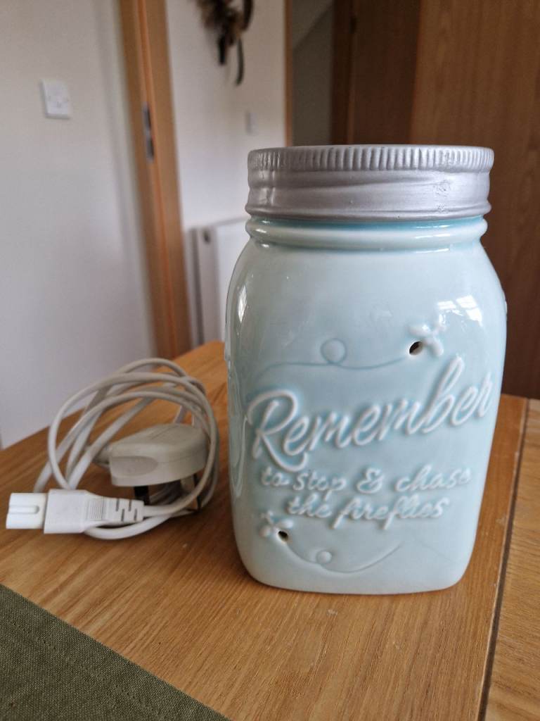 Scentsy burner - home decor 