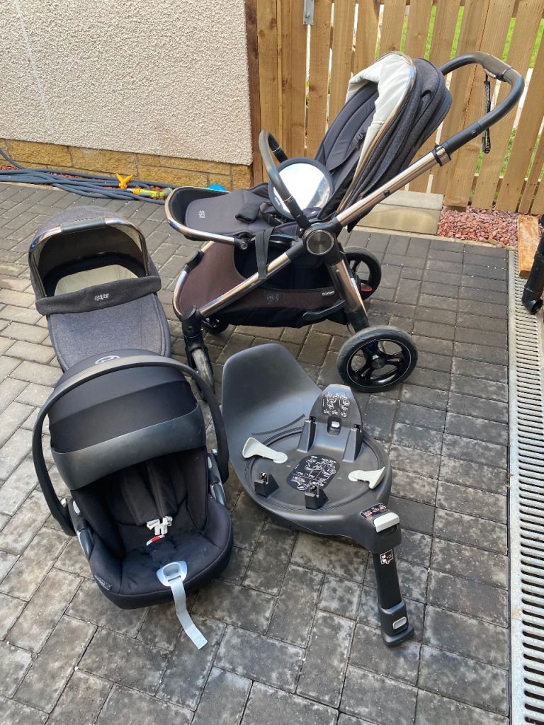 Complete Travel System / Pram Bundle – Mamas & Papas Occaro Navy Classic and Cybex Cloud T car seat