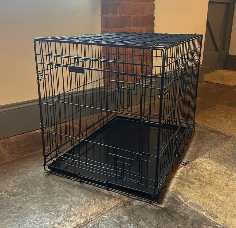 Dog crate 